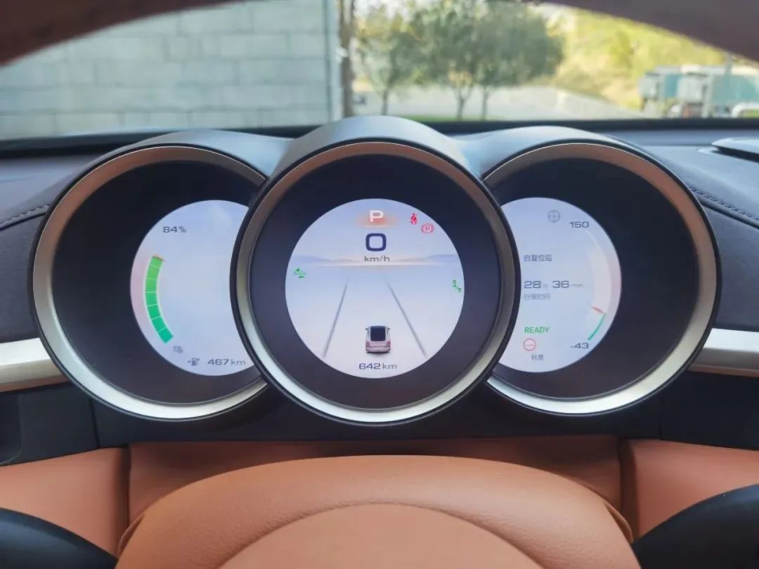 闪电猫马路实车对比,新款闪电猫试驾