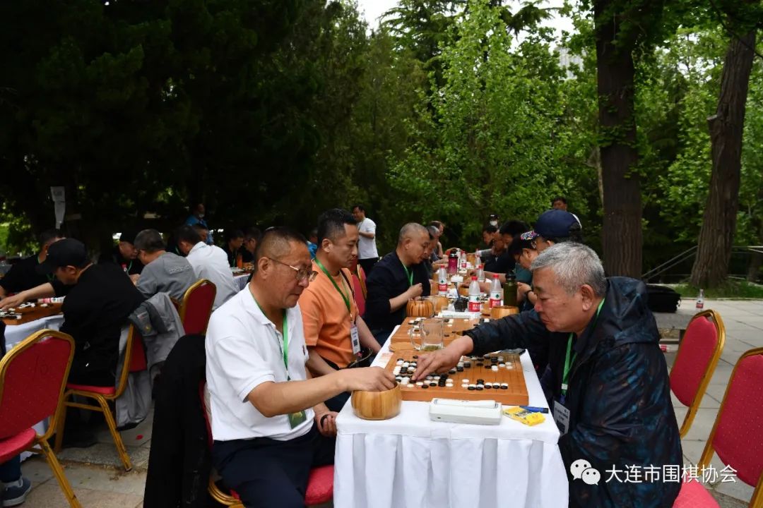 槐香四溢沁入八荒,槐香四溢