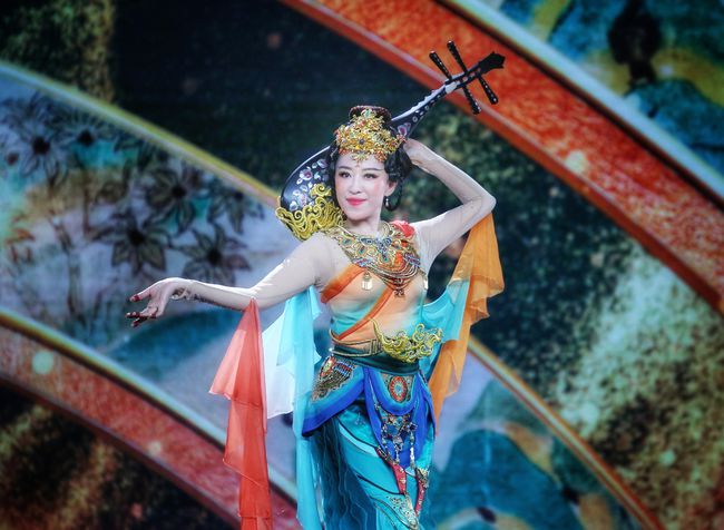 一曲《齐天乐》，从离愁别恨到天地同庆