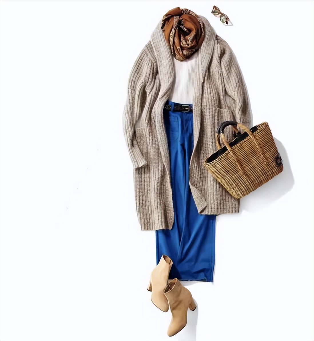 讲究女人最爱的“基本款”，为什么越穿越美？20套穿搭，全是大招