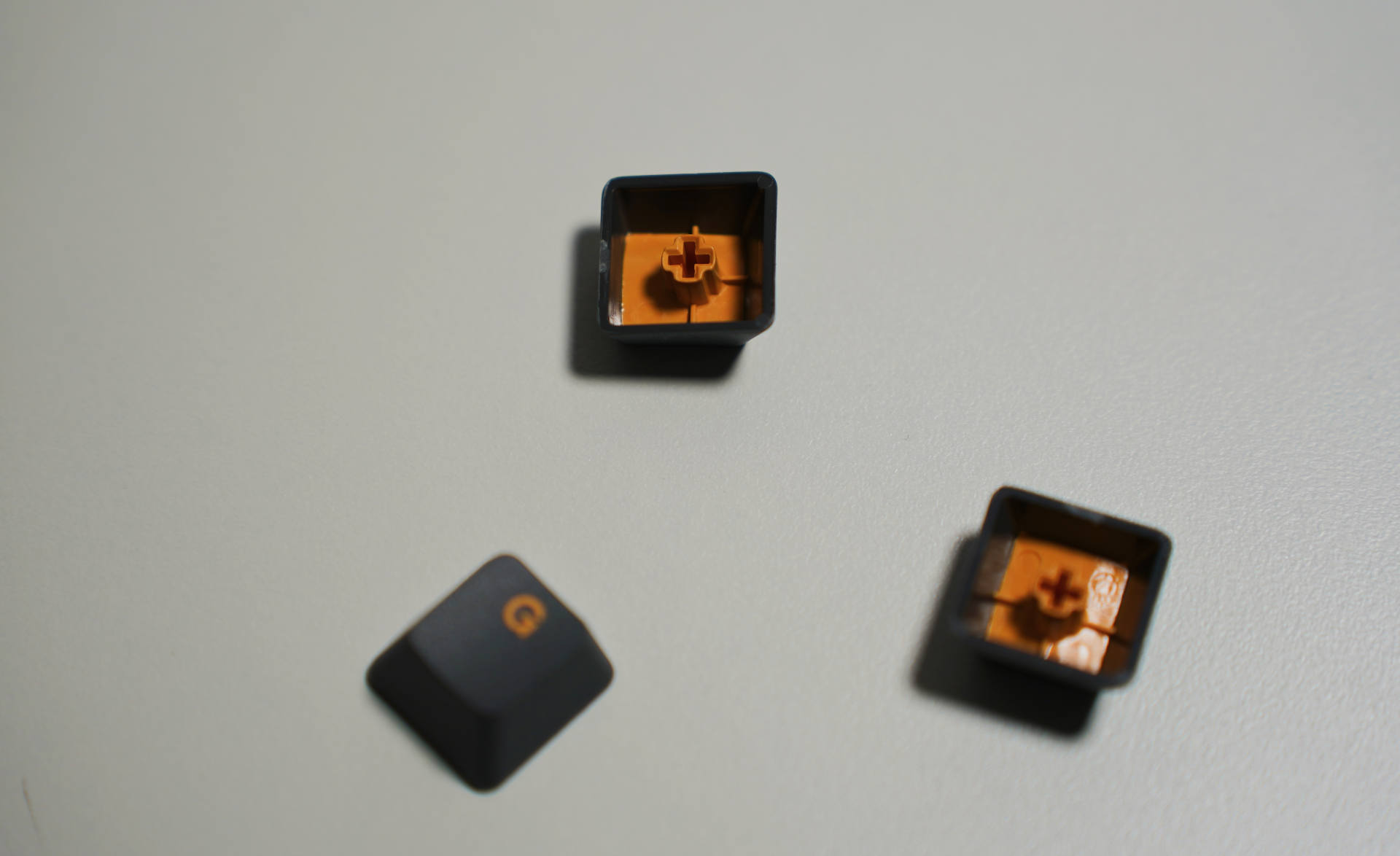 达尔优a84pro顶级外设,达尔优a84pro透明键帽测评