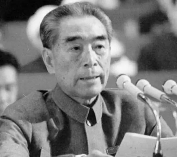 特工之王李克农因何而死？国内外猜测不断，其子李伦亲自说出答案