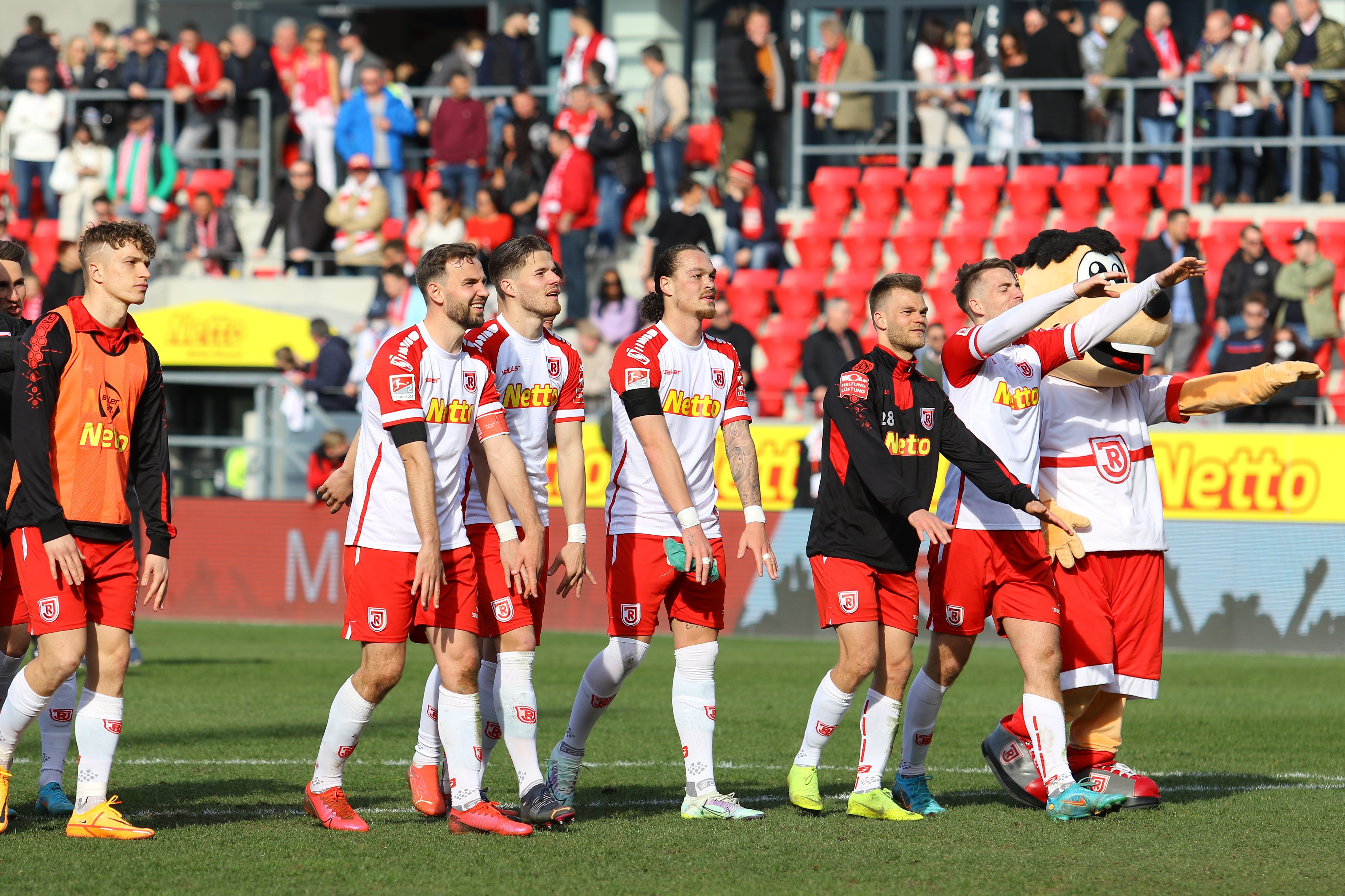 德乙vs雷根斯堡完整版,德乙帕德博恩vs雷根斯堡