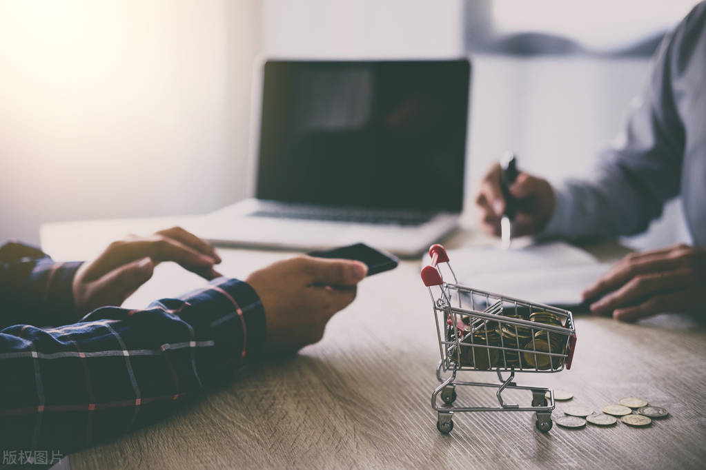 各小额贷平台费率比较,目前小额贷有哪些贷款产品