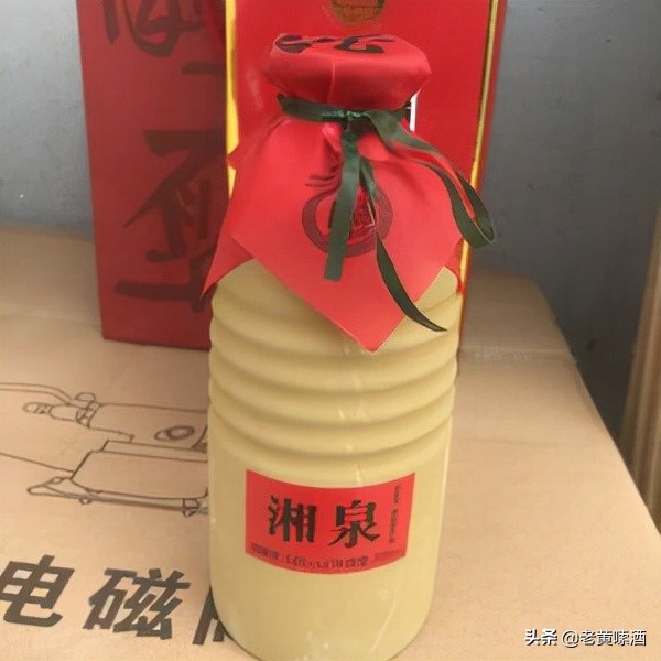 湘泉酒作为酒鬼酒“儿子”，为何没人爱喝？湖南人：太像假酒了