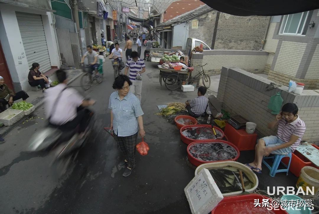 艮山门在拱宸桥北面,杭州艮山门水果市场简介