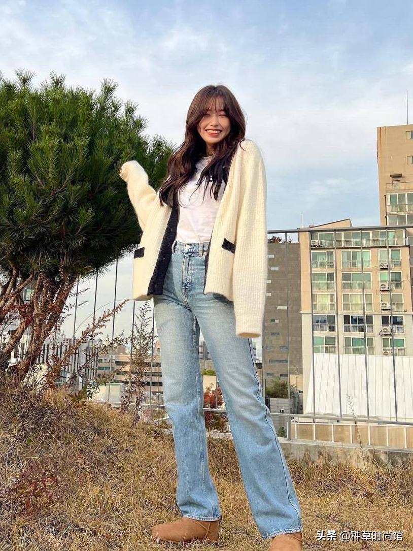 韩国小姐姐冬日穿搭,拜托冬天穿短袖