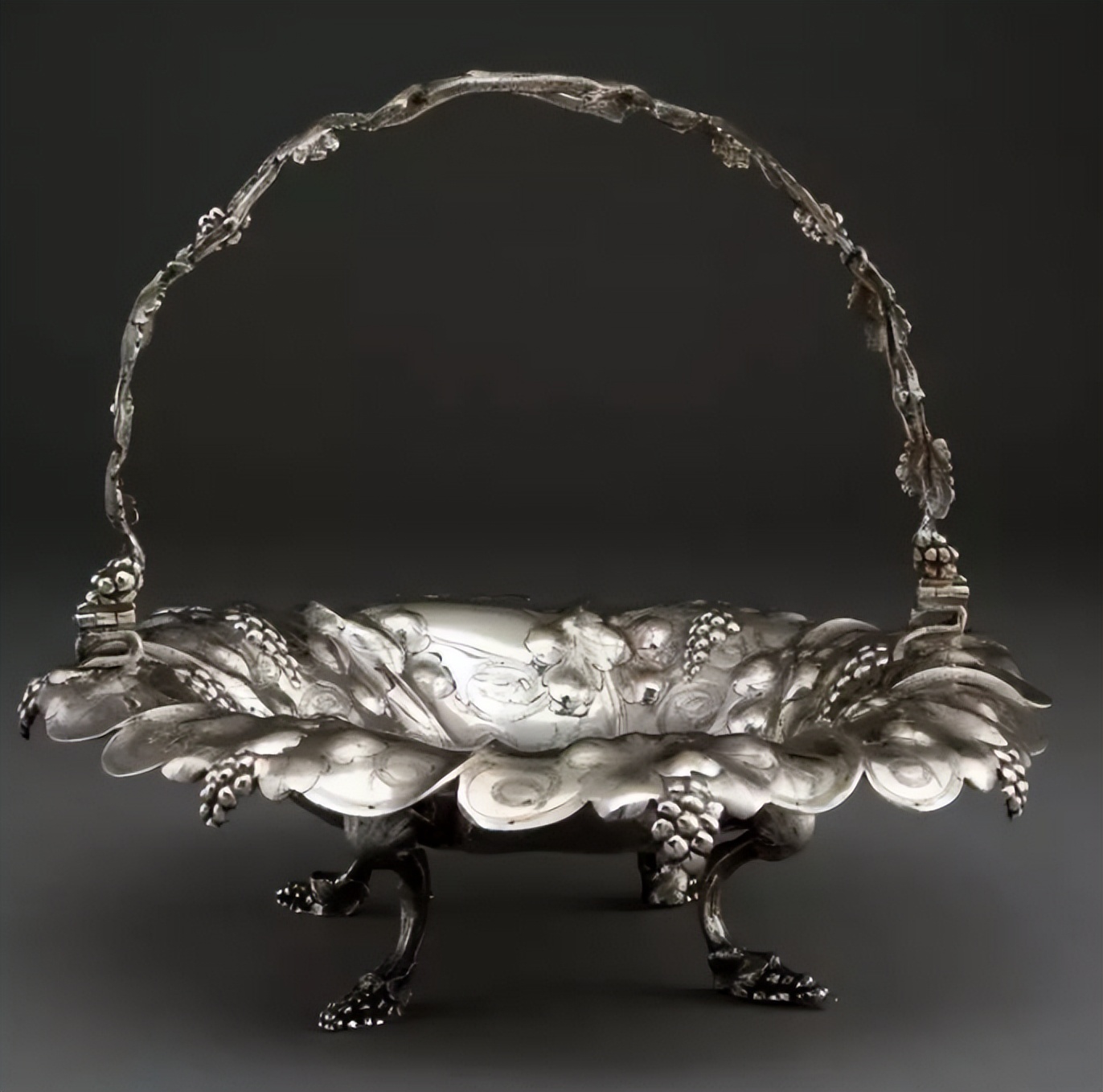 欧洲中世纪工艺美术金属工艺,文艺复兴时期欧洲工艺美术的特点