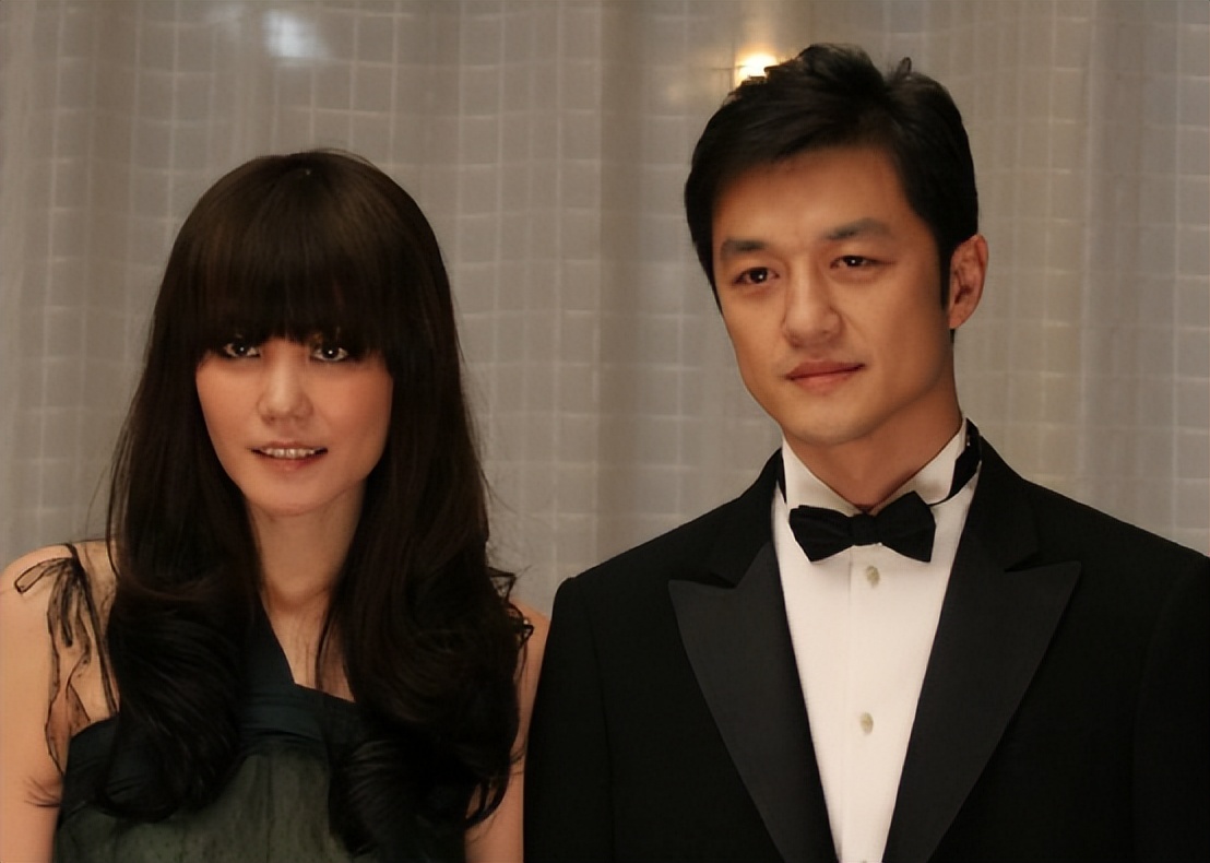 47岁王菲为何看上37岁的谢霆锋,为什么谢霆锋对王菲情有独钟