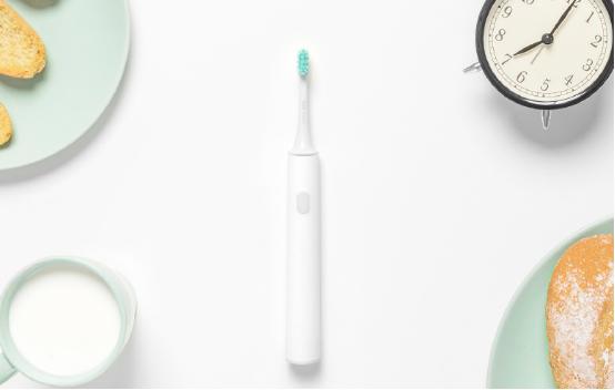 电动牙刷对牙齿有伤害吗？博主披露四大伤牙原因