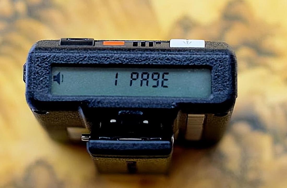 90年代的bb机视频,90年代的BB机