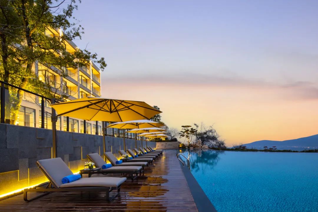 江苏宜兴悬崖酒店,宜兴市悬崖酒店