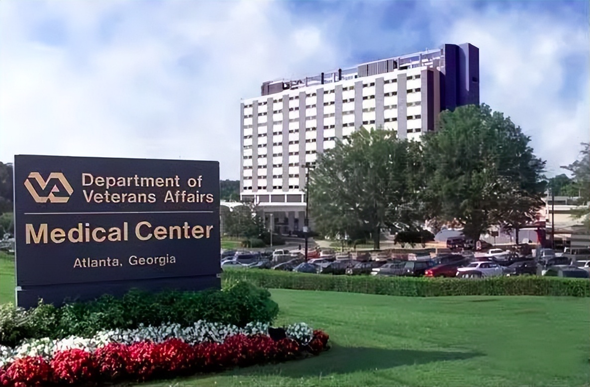 杨振宁劝说邓稼先去美国,邓稼先杨振宁出国留学