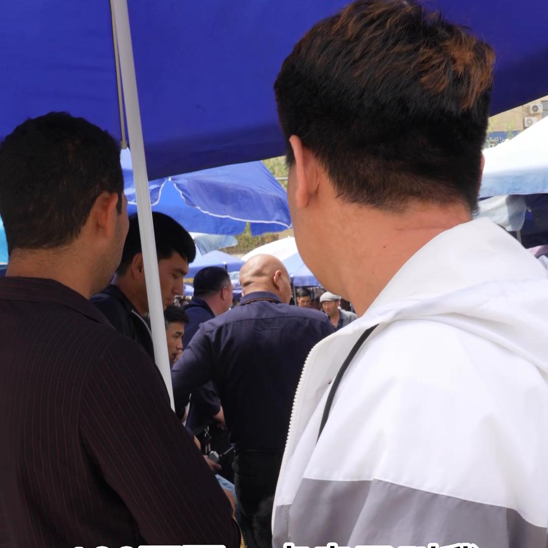 双面红皮籽料,双面红皮籽料原石高白