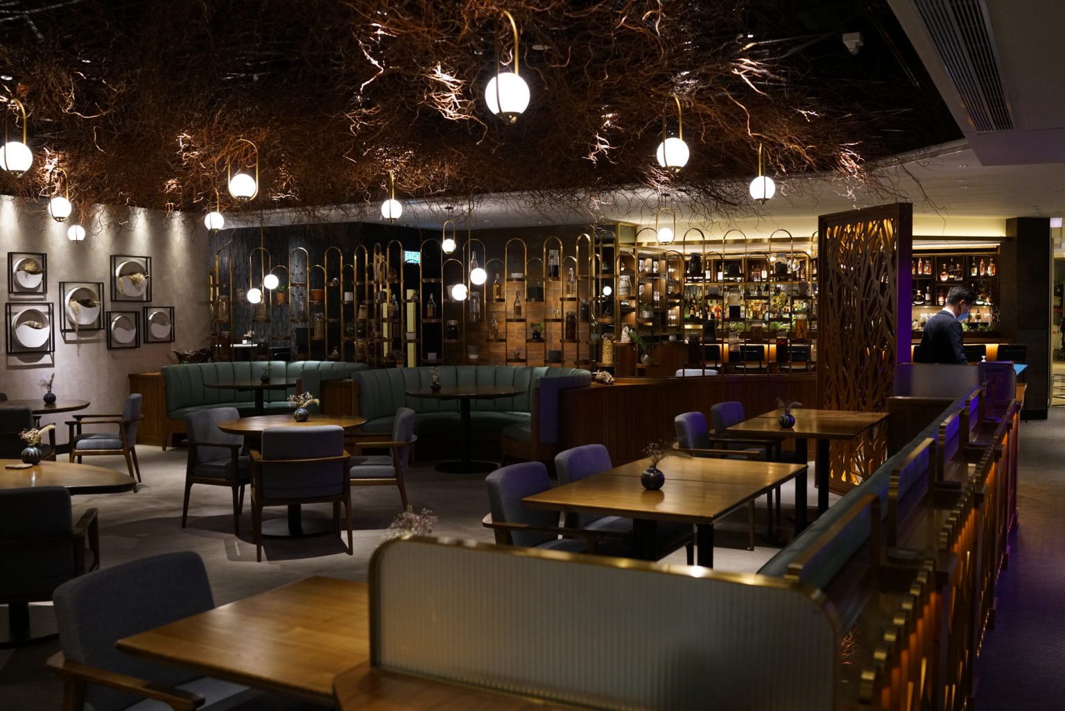 在香港的米其林餐厅用餐,在香港的豪华正餐