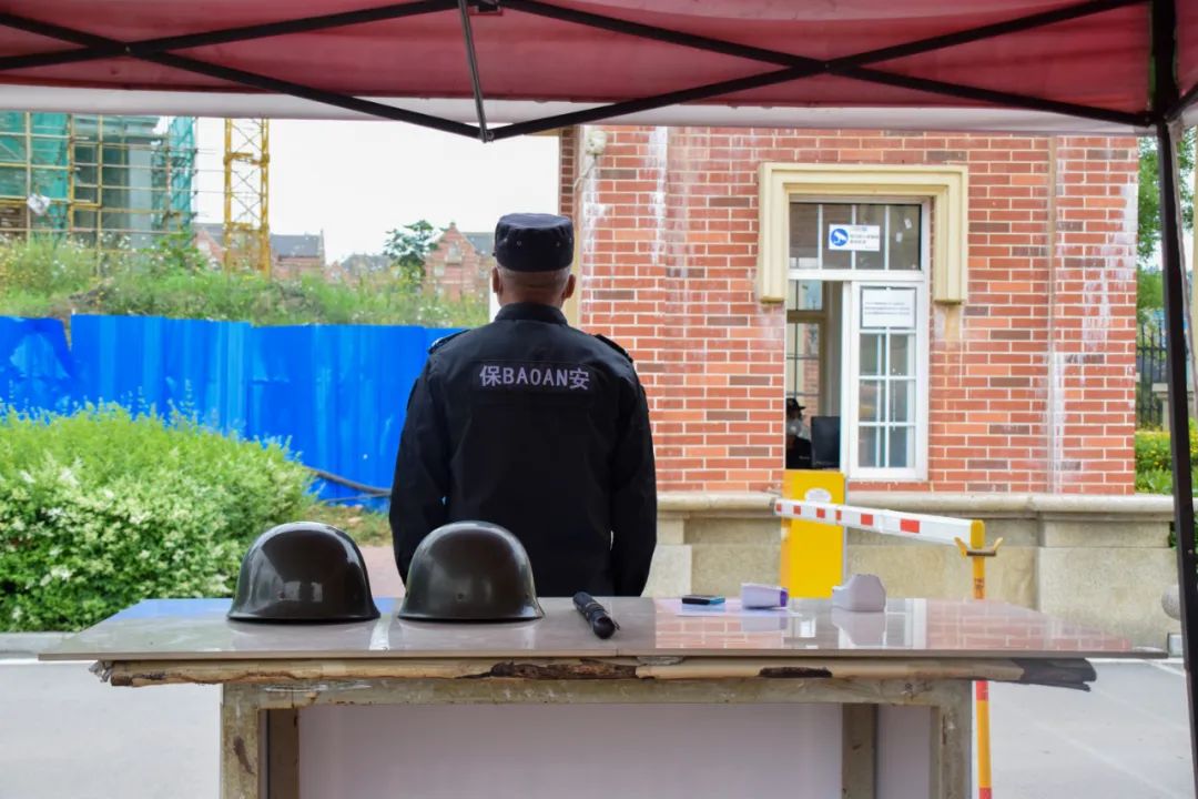 致敬平凡的劳动者图,致敬最朴素的劳动者图片