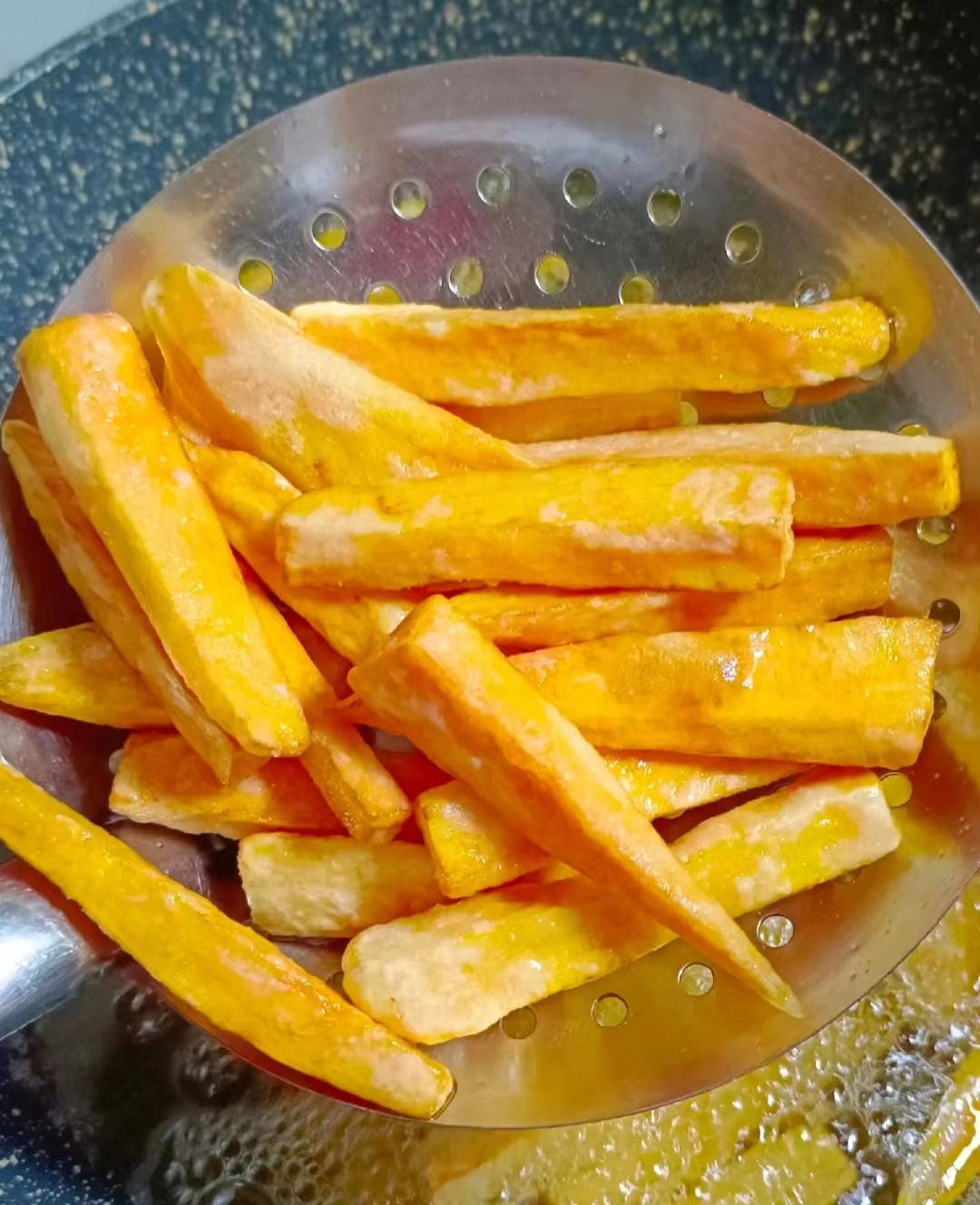 女人怕冷气血不足吃什么好呢,怕冷的女人吃什么补气血