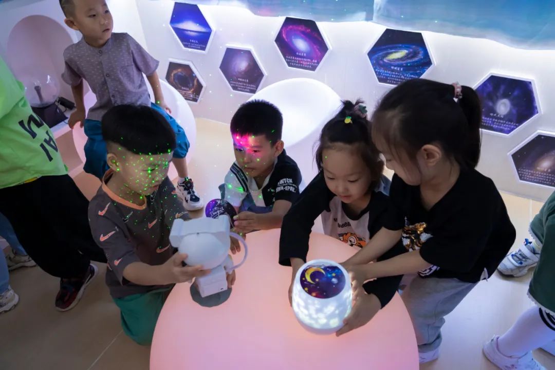 秋光如岁邂逅一场欢喜——临猗县直一园开学季