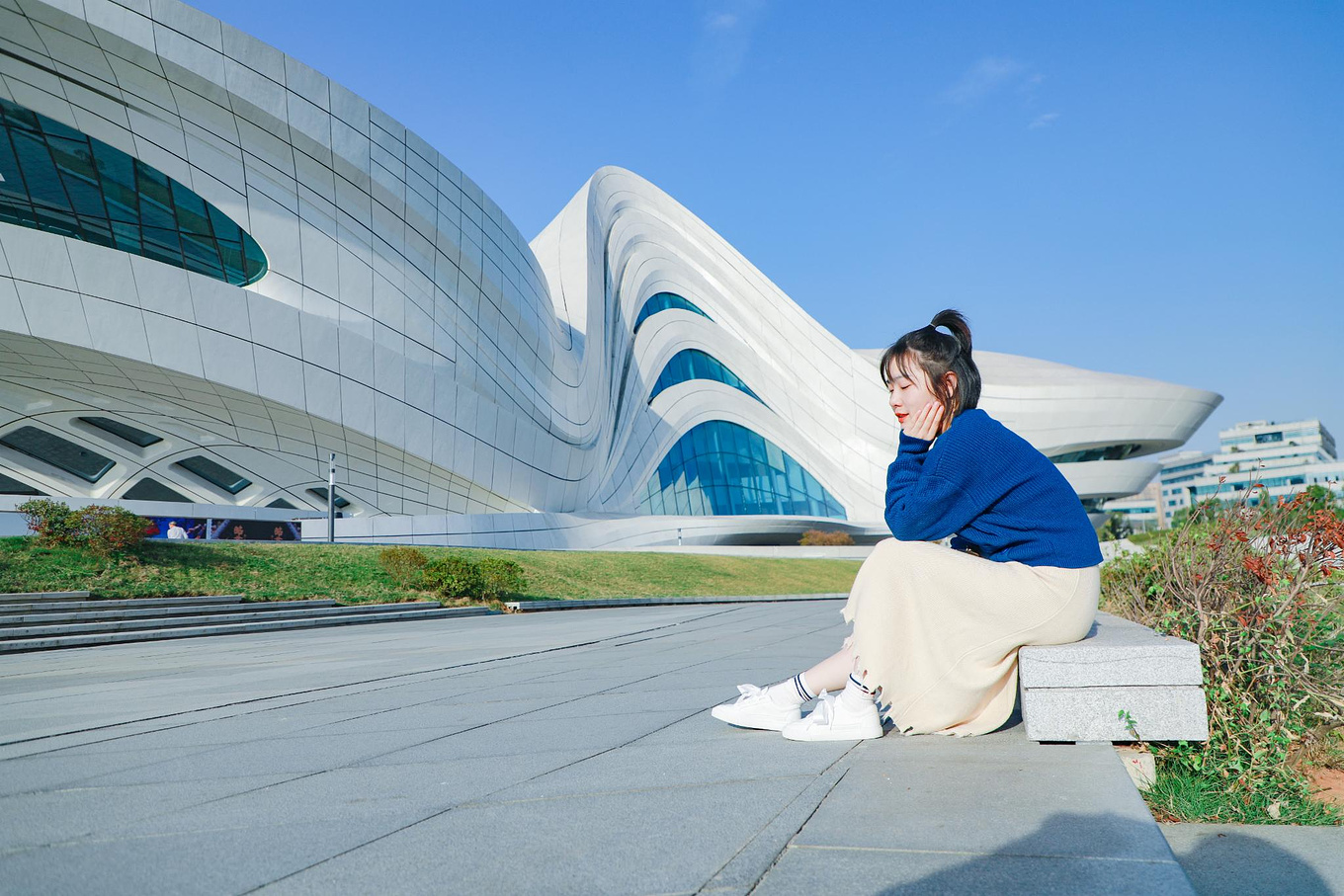 长沙梅溪湖文化艺术中心俯瞰,实拍长沙梅溪湖国际文化艺术中心