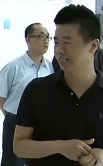 黄章创业经历,黄章16岁