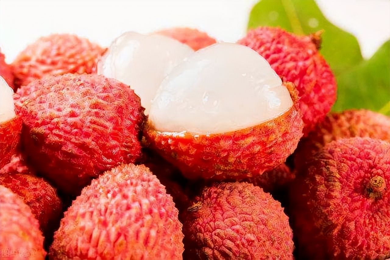 指甲如何看气血不足,怎么通过指甲判断气血不足