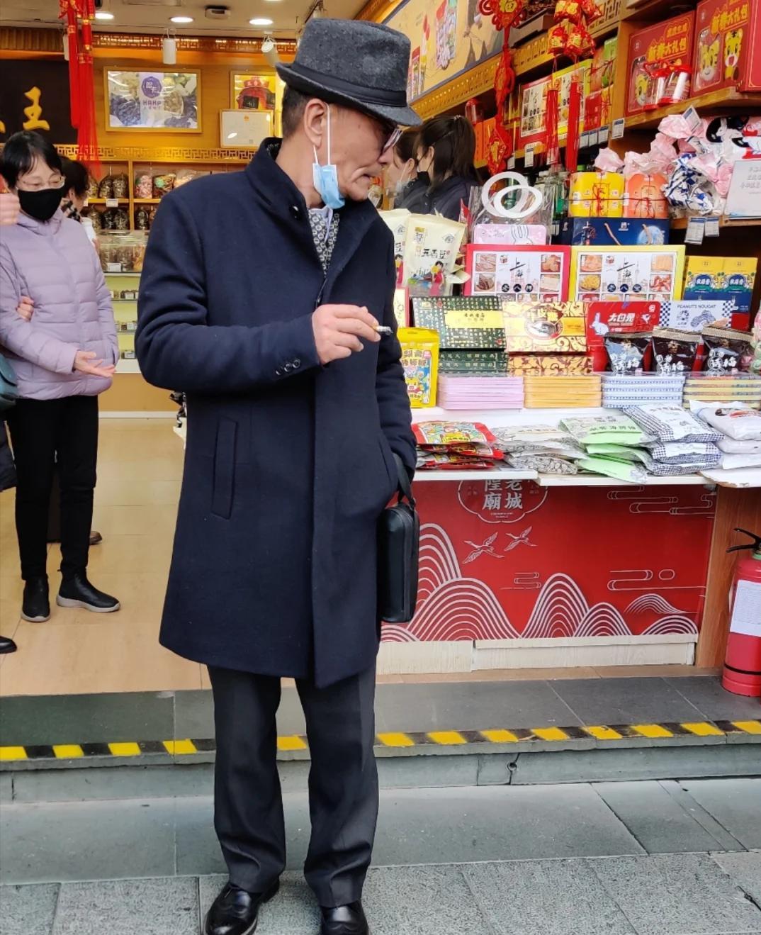 男青年开春这样穿清新又有质感,上了年纪的男人穿衣