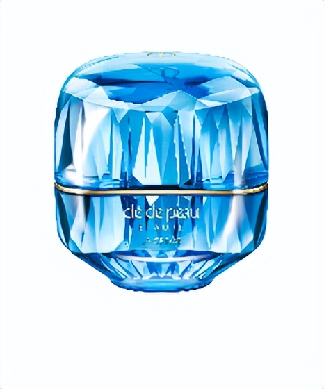 cpb臻选套装光耀星穹限定系列,cpb铂钻系列适合什么皮肤