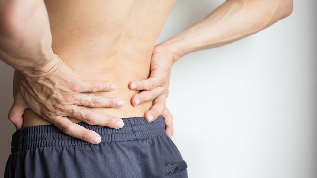 腰痛警惕四种原因引起腰痛,引起腰痛的常见原因究竟有哪些