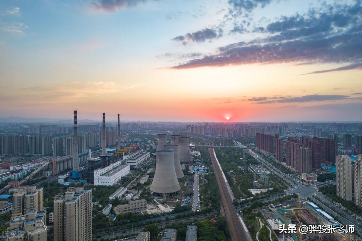 想进国家电网读什么学校和专业好,哪些专业进国家电网比较容易