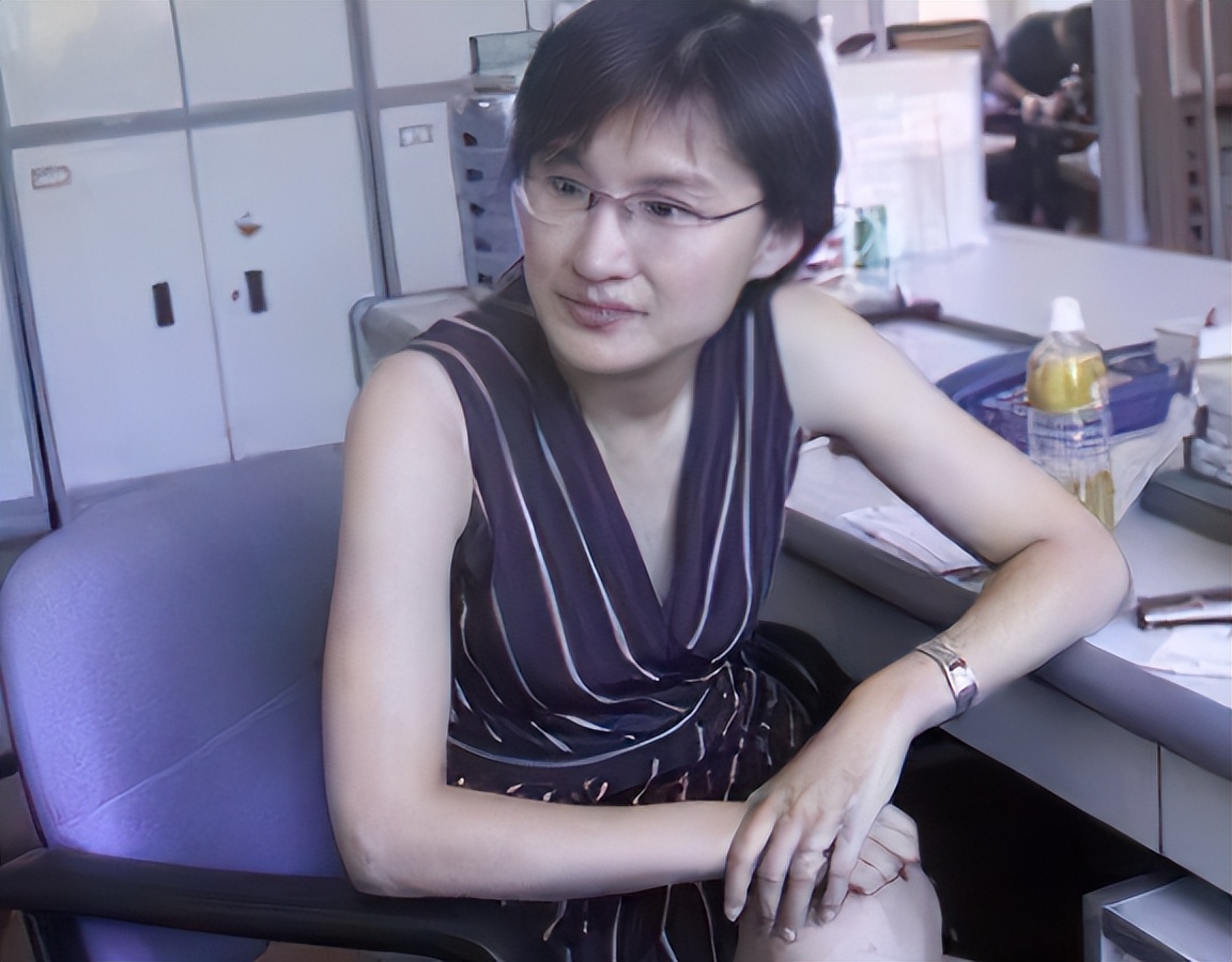 董倩滚出,董倩在央视主持过什么节目