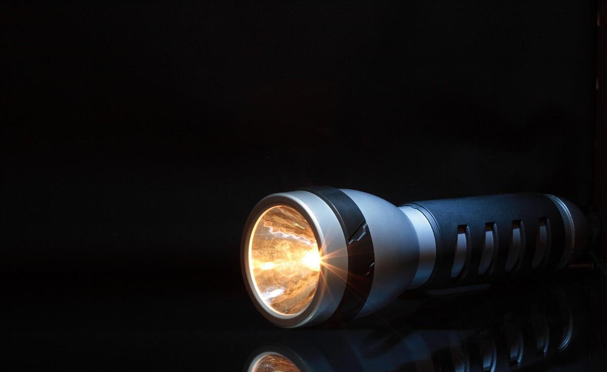 战争来了需要准备什么物资,应对战争普通民众要准备的物资