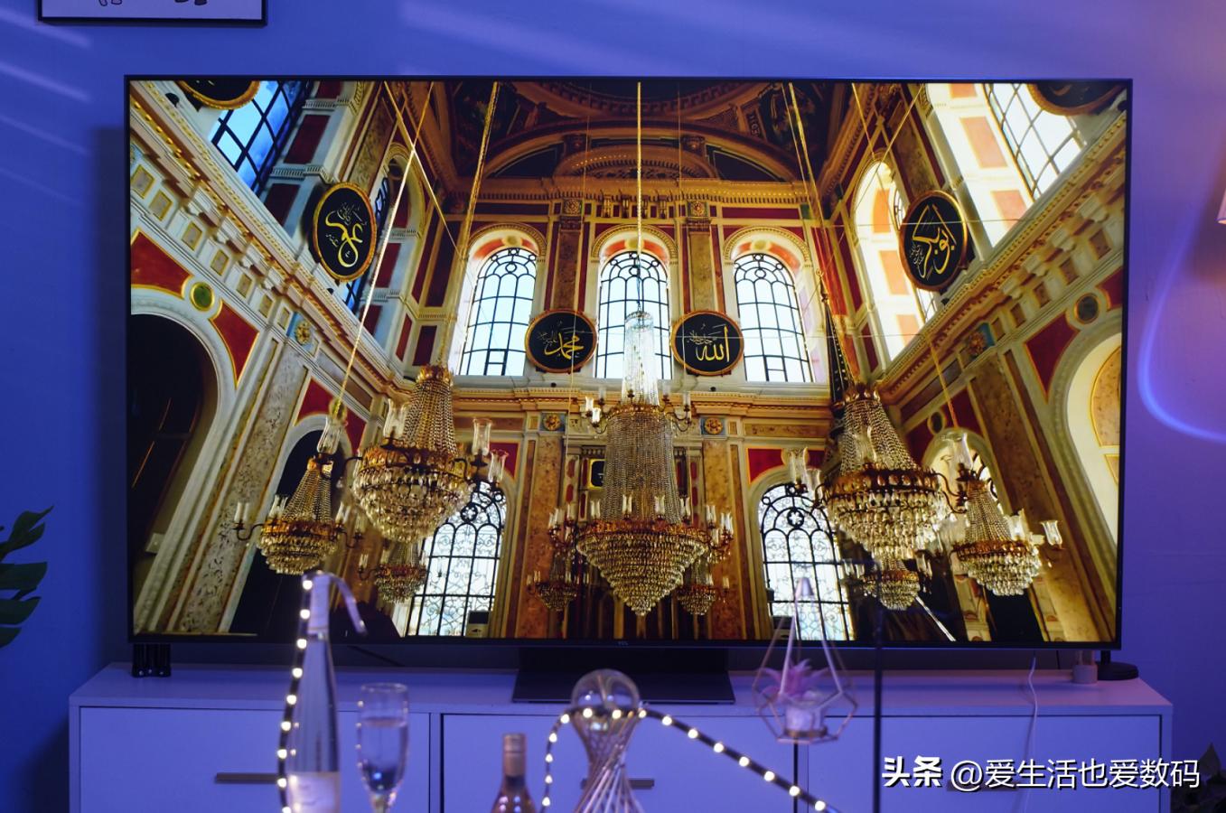 55寸和75寸电视哪个好一点,75寸电视对比55寸电视