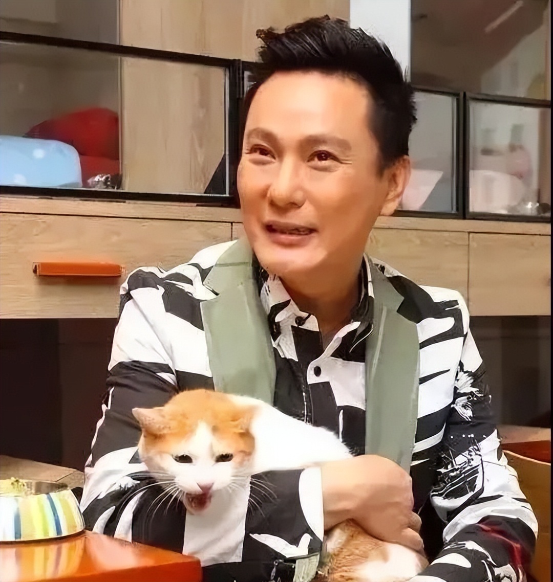 情歌王子张信哲新单,“情歌王子”张信哲的成名之路