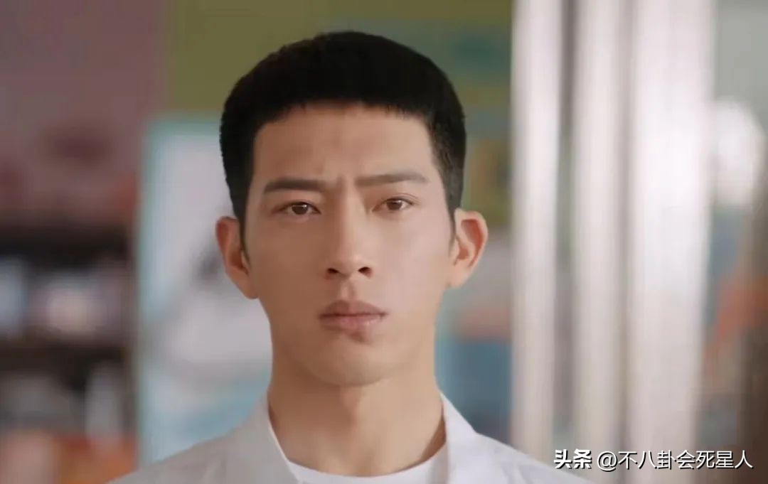 从《他是谁》到《人生之路》，2023年的这6部剧让我失望