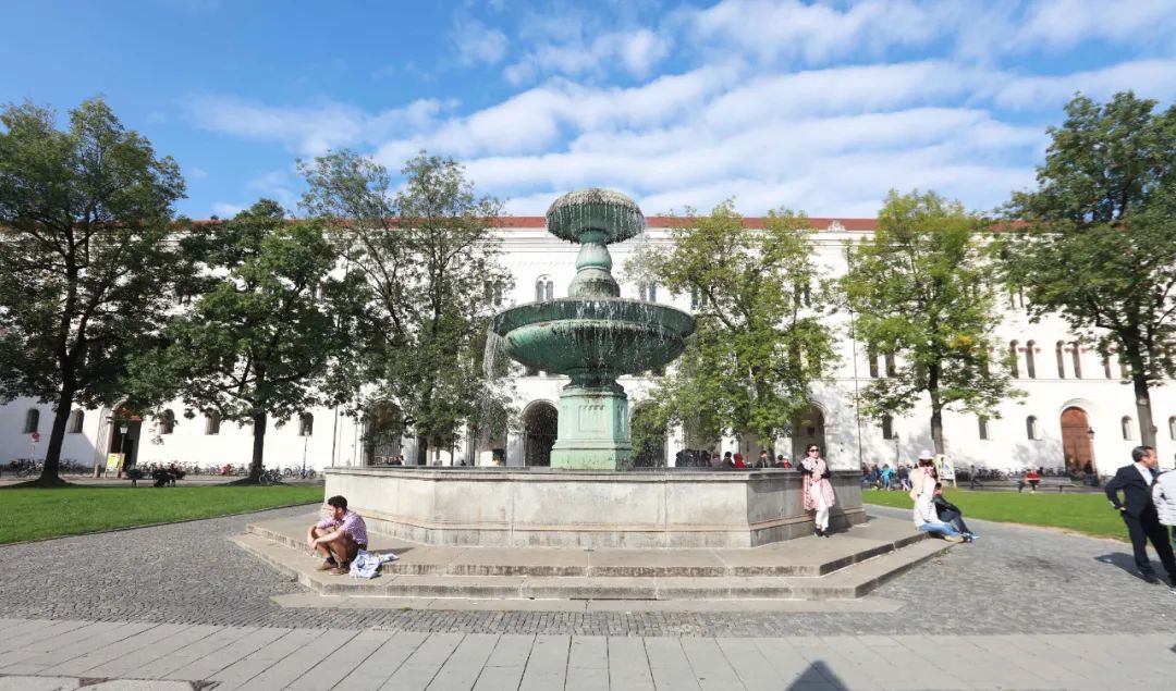 周周说名校丨除了拜仁和啤酒节,慕尼黑还有德国最好的大学?