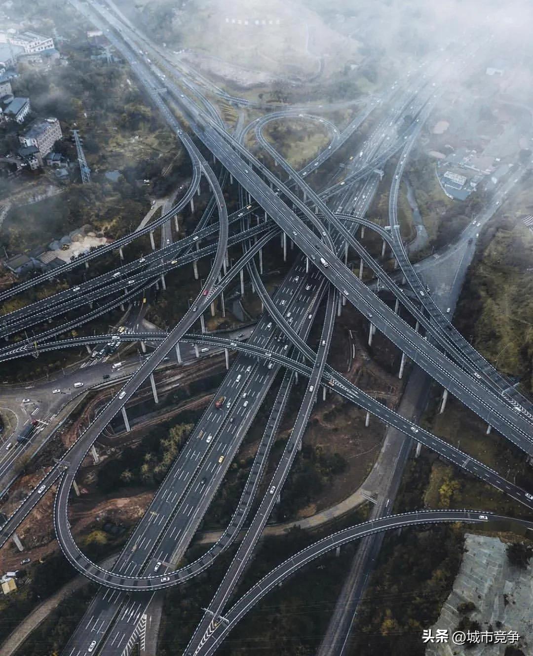 成都重庆哪个有意思,分不清成都和重庆