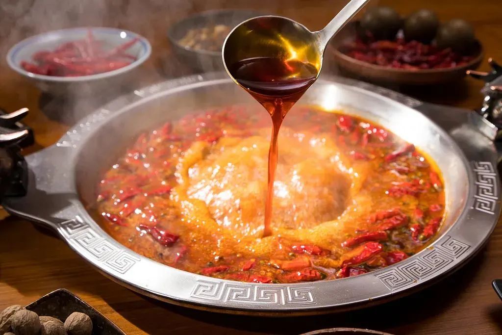 閲嶅簡椁愰ギ鍝佺墝褰㈣薄璁捐瑁呬慨,閲嶅簡椁愰ギ鍝佺墝璁捐瀹氫綅甯冨眬