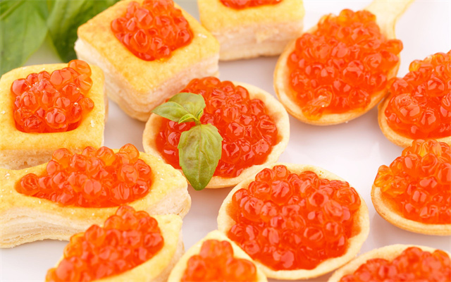 鱼子酱多少钱一小勺,鱼子酱25万一小勺