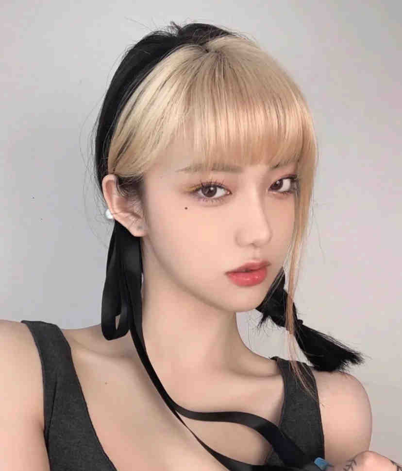 法式刘海漂染蓝色,法式八字刘海染什么色好看