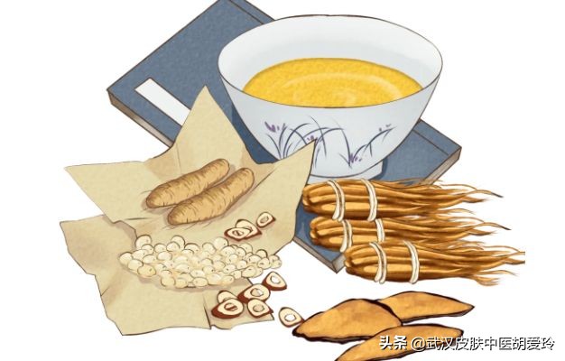 脸上起红色的斑块像癣一样,老年人脸上有红色斑块怎么回事