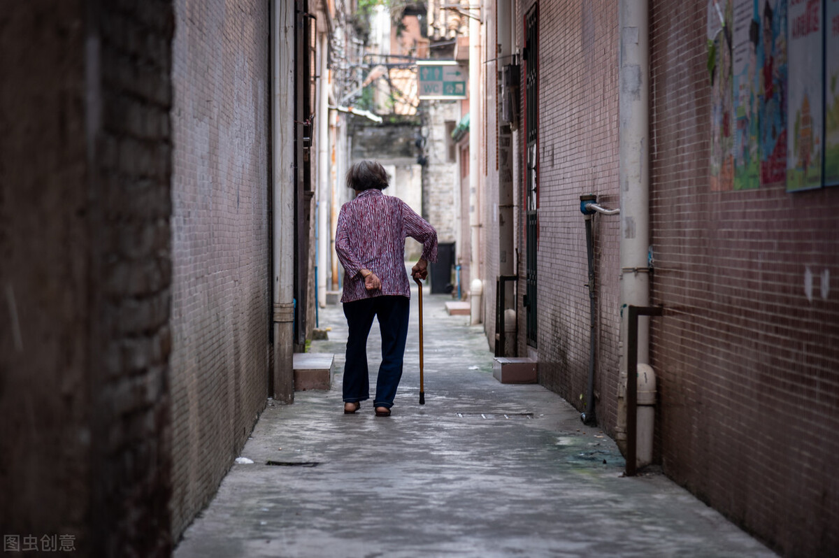 七十不留宿还是八十不留宿,六十不留宿七十不留饭八十不留人