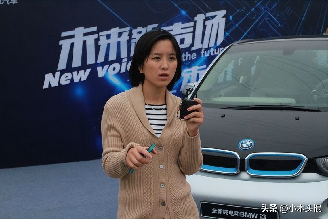 “摩拜单车”创始人胡玮炜：将公司卖给美团，获得15亿现金后离场