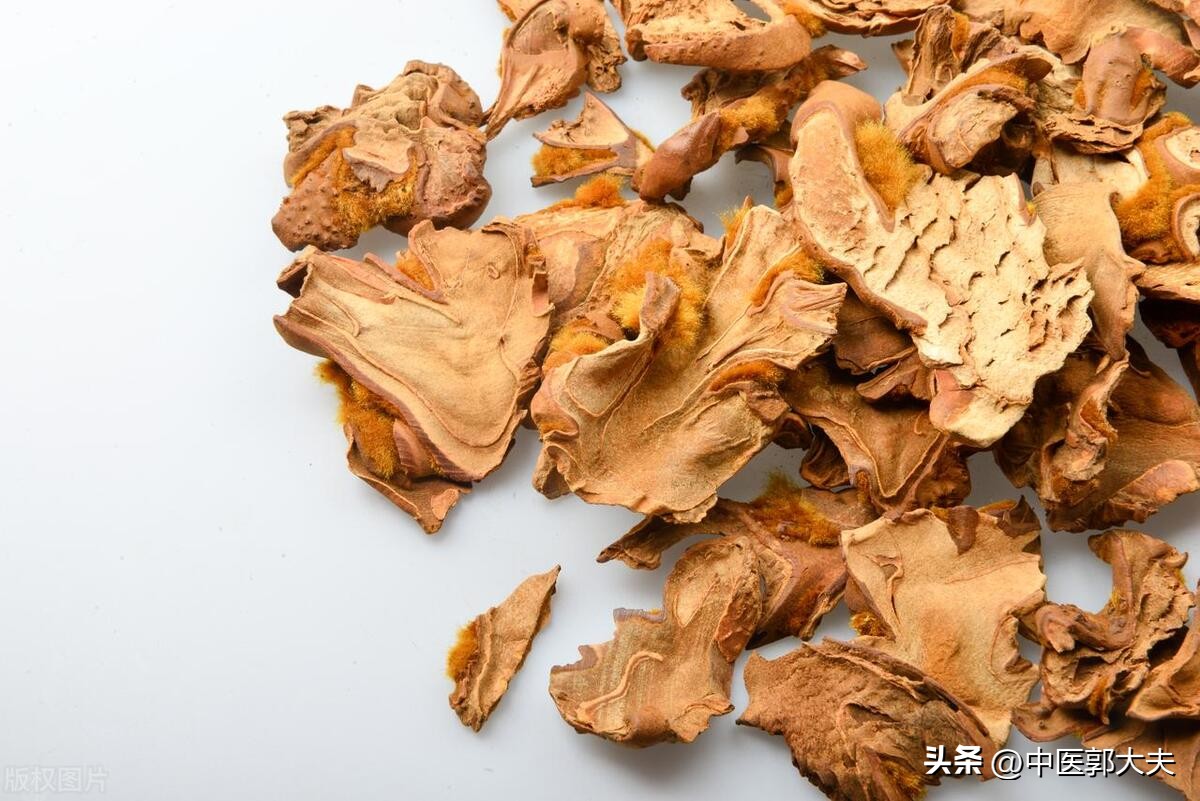 腰疼是风湿还是类风湿,腰疼是风湿吗在中医叫什么