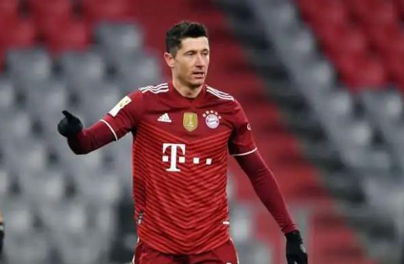 绝了，豪掷1.2亿后巴萨还有钱！强挖曼城核心，没钱续梅西成笑话