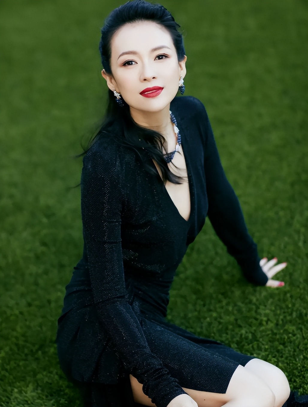 宋轶赵丽颖最新剧照,赵丽颖拍戏毛孔太抢镜