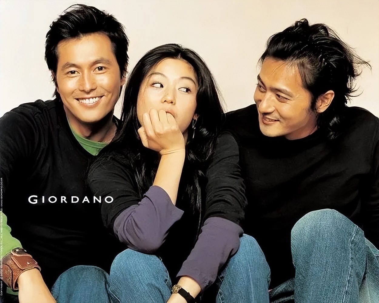 市值蒸发1580亿的服装巨头,市值蒸发3500亿突然关店300家