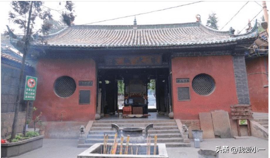 云南古建筑名单大全,云南古滇墓葬群