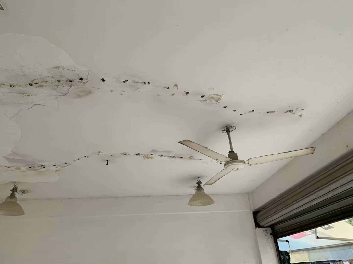 顶层漏水最佳解决方法,顶层漏水应该找谁解决问题