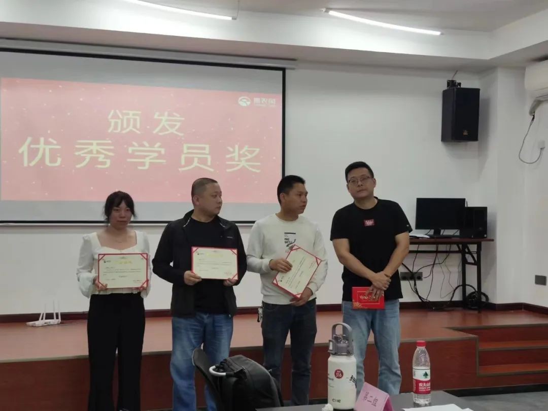 衡南电商达人李元龙：回村羊羊，逆流而上