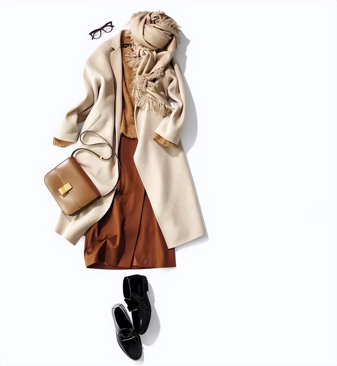 讲究女人最爱的“基本款”，为什么越穿越美？20套穿搭，全是大招